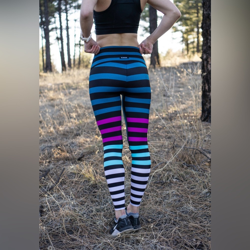 K DEER Capri Leggings candice stripe